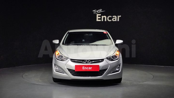 Hyundai Avante 2015 — 3