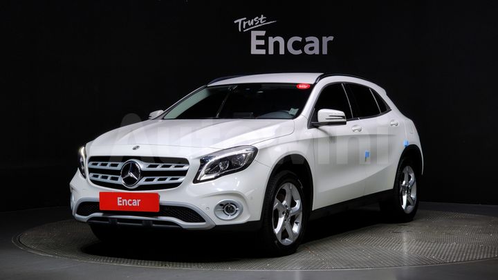 Mercedes Benz GLA Class 2018 — 3