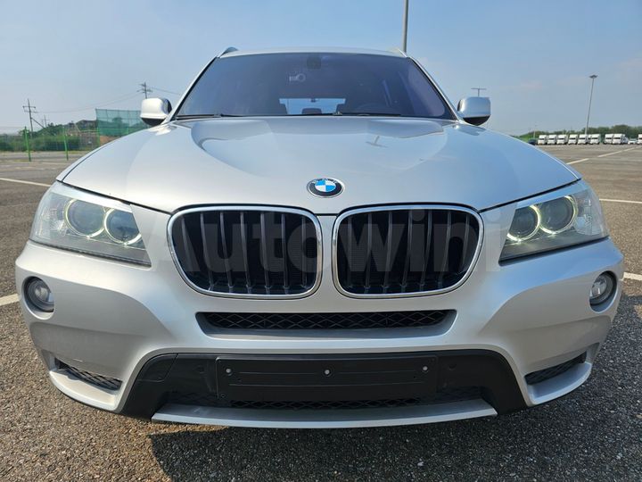 BMW X3 2011 — 2