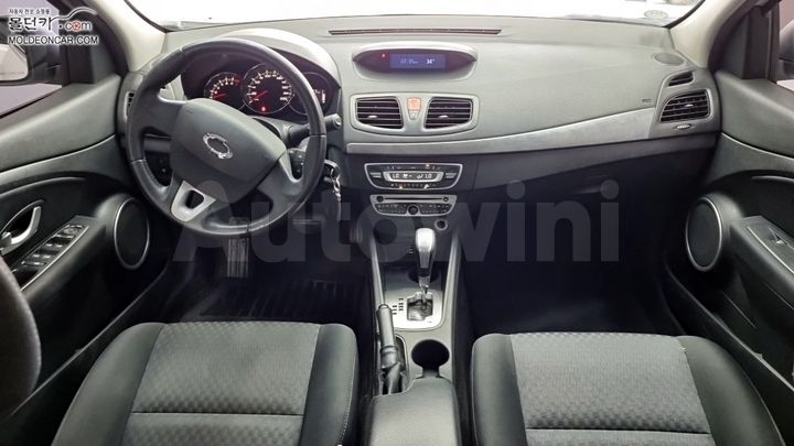 Renault SM3 2011 — 5