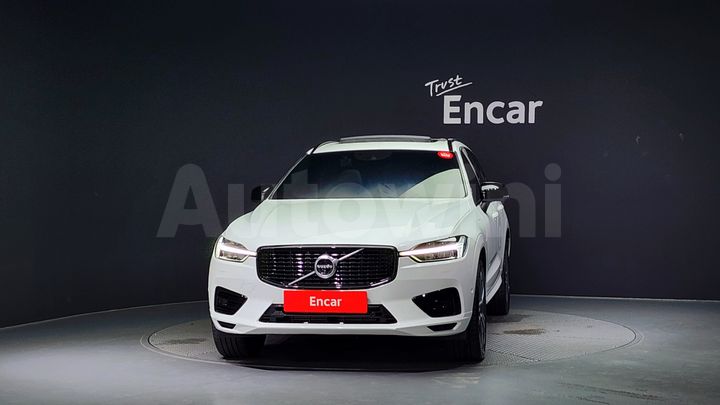 Volvo XC60 2021 — 3