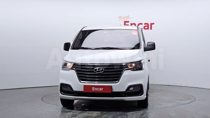 Hyundai Starex 2019 — 3