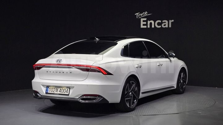 Hyundai Grandeur 2022 — 2