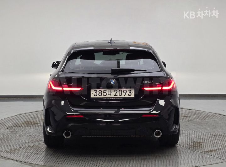 BMW 1 Series 2024 — 3