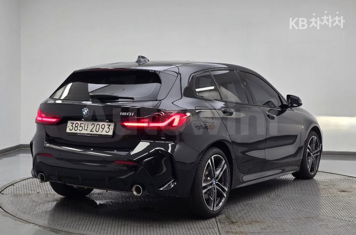 BMW 1 Series 2024 — 4