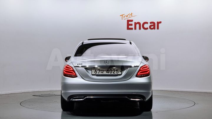 Mercedes-Benz C Class 2017 — 4