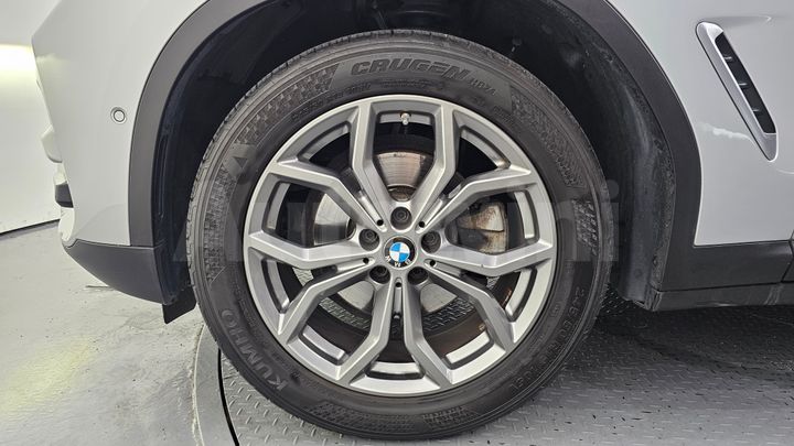 BMW X3 2018 — 5