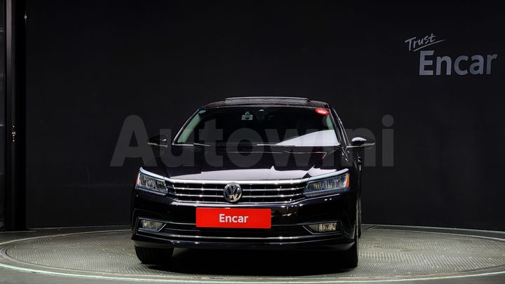 Volkswagen Passat 2018 — 3