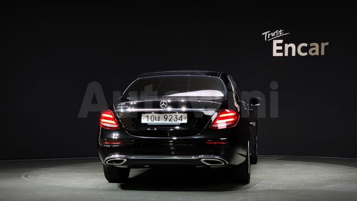Mercedes-Benz E Class 2018 — 4