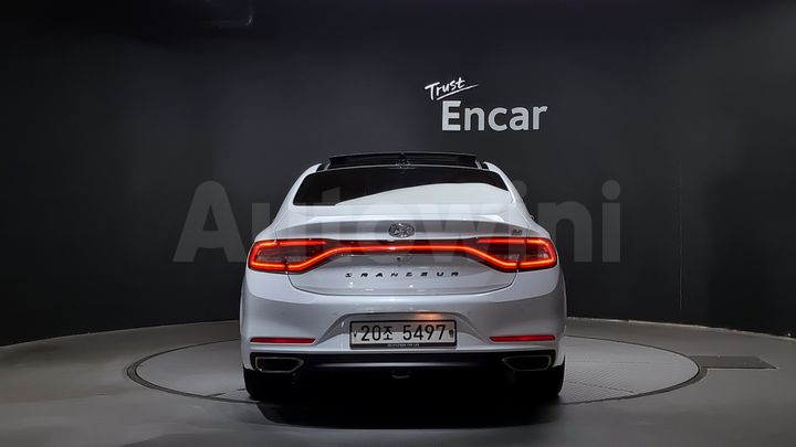 Hyundai Grandeur 2017 — 4