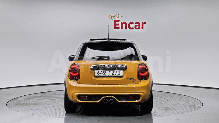 Mini Cooper 2015 — 4