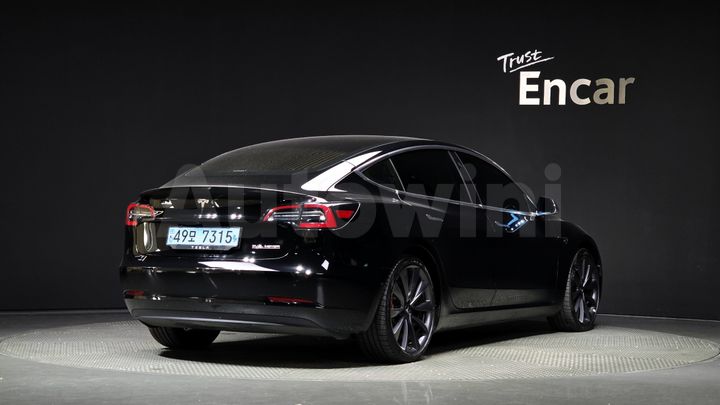 Tesla Model 3 2020 — 2