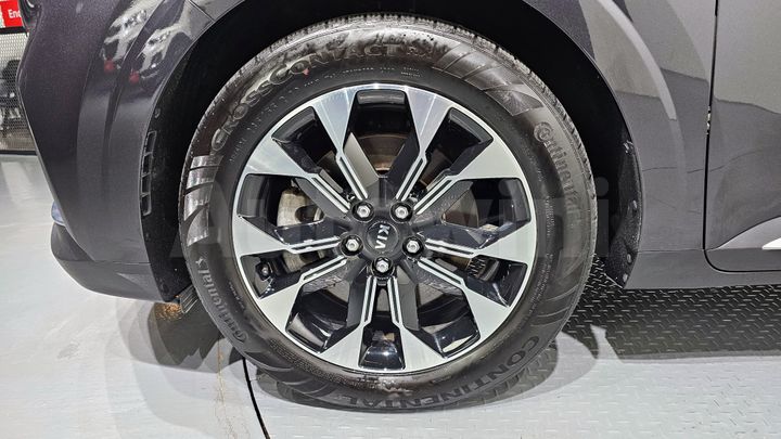 Kia Carnival 2021 — 5