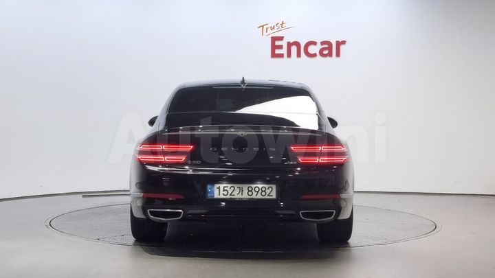 Genesis G80 2022 — 4