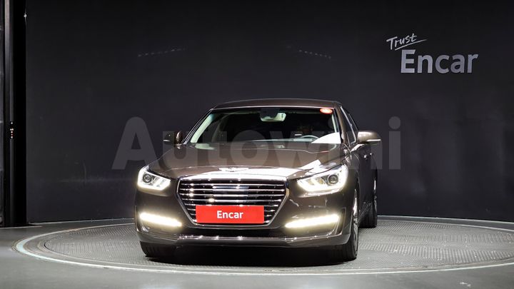 Genesis EQ900 2017 — 3