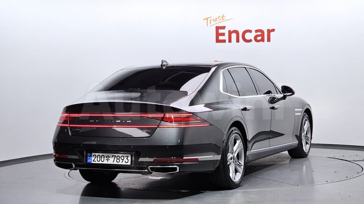 Genesis G90 2023 — 2