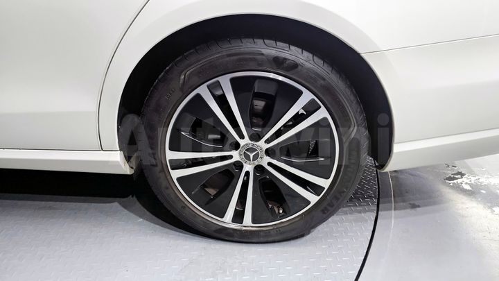 Mercedes Benz E Class 2020 — 5