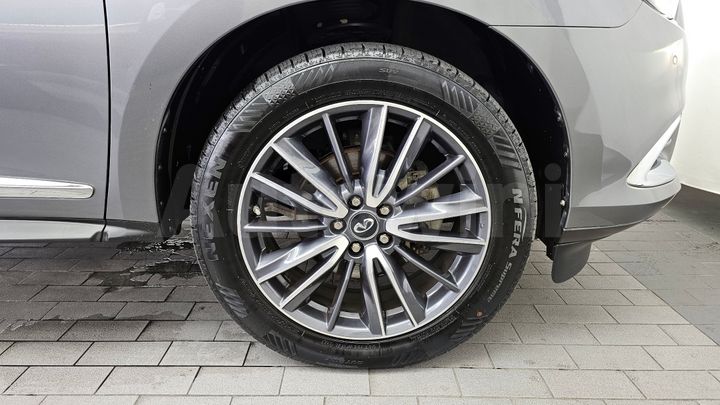 Infiniti QX