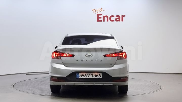 Hyundai Avante 2019 — 4