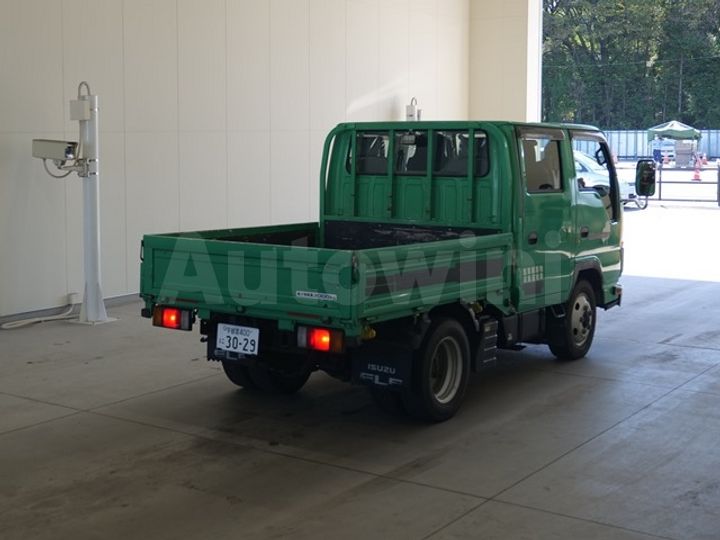 Isuzu Elf 2018 — 2