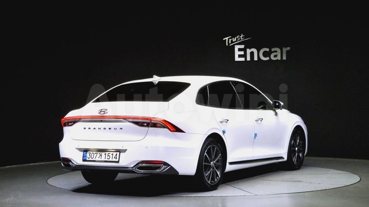 Hyundai Grandeur 2022 — 2