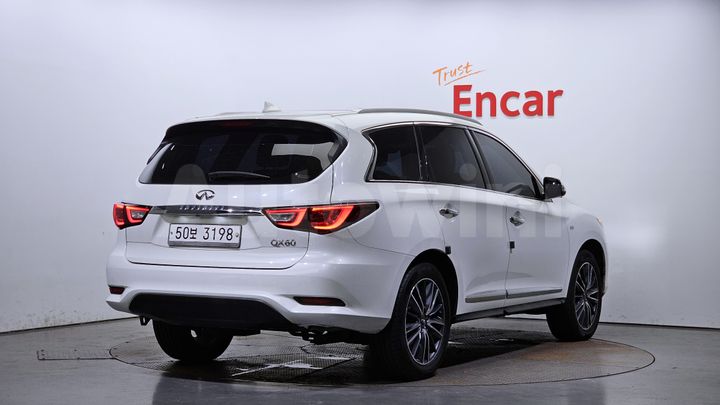 Infiniti QX
