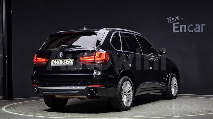 BMW X5 2016 — 2