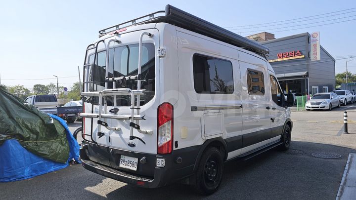 Ford Transit 2017 — 3