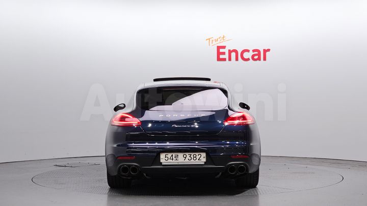 Porsche Panamera 2015 — 4