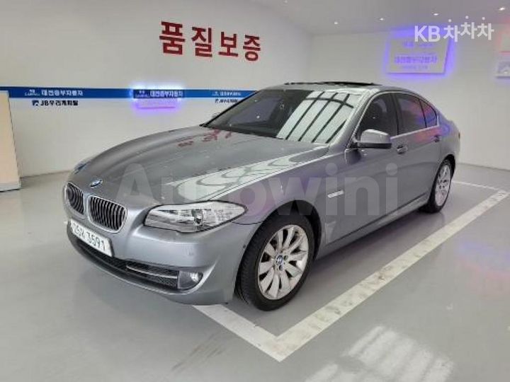 BMW 5 Series 2012 — 2