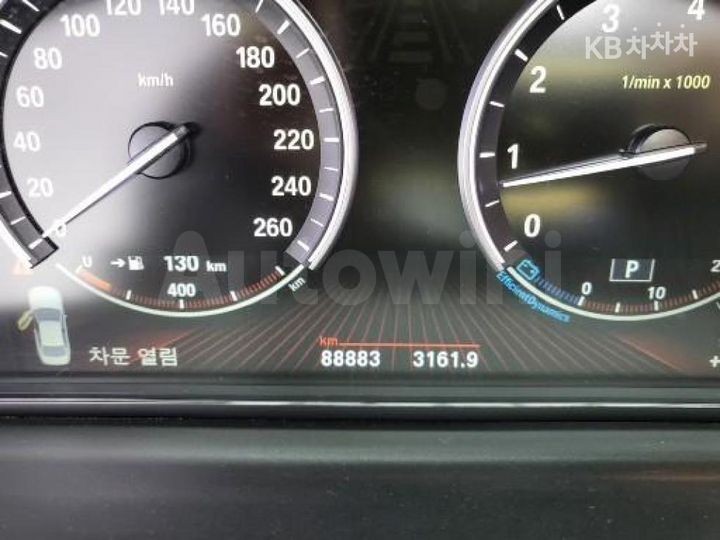 BMW 5 Series 2012 — 5