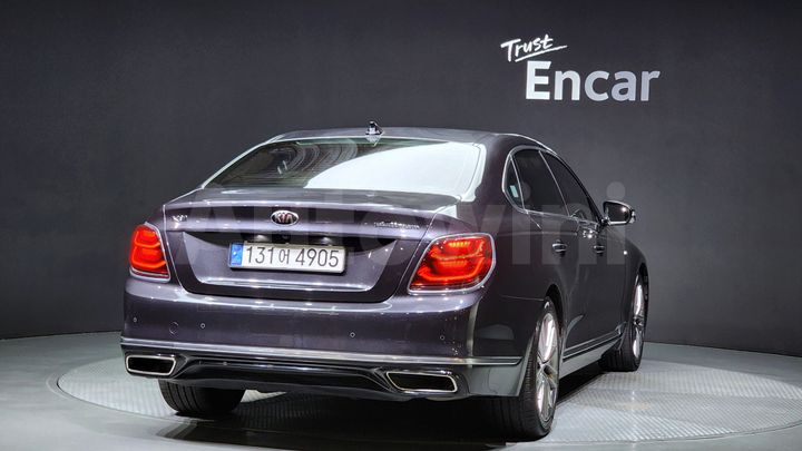 Kia K9 2021 — 2
