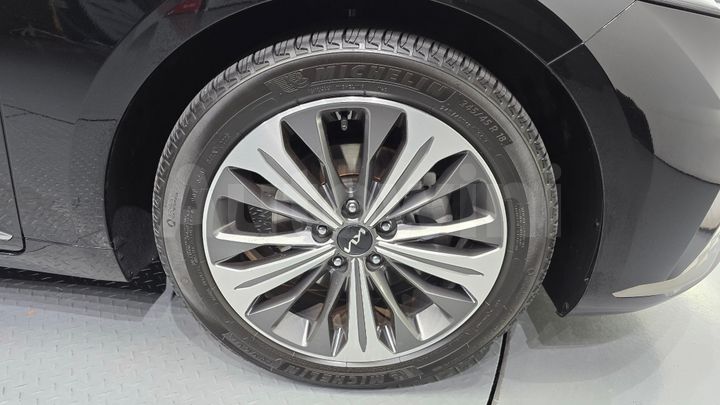 Kia K8 2022 — 5