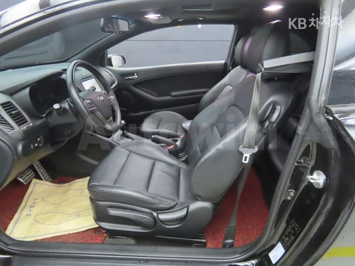 Kia K3 2015 — 5