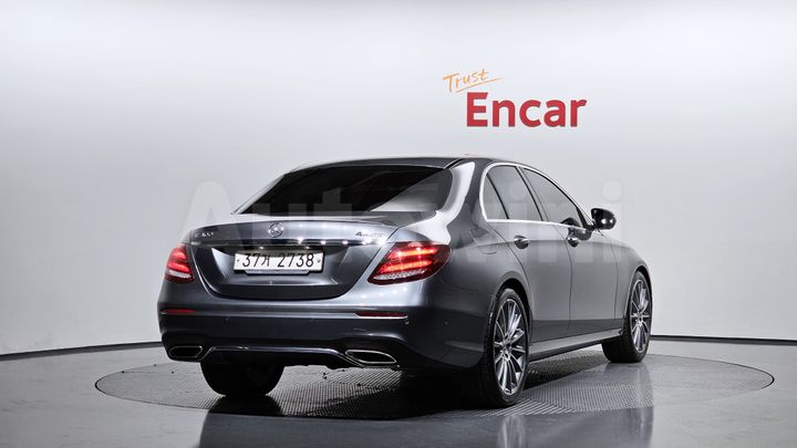 Mercedes Benz E Class 2018 — 2