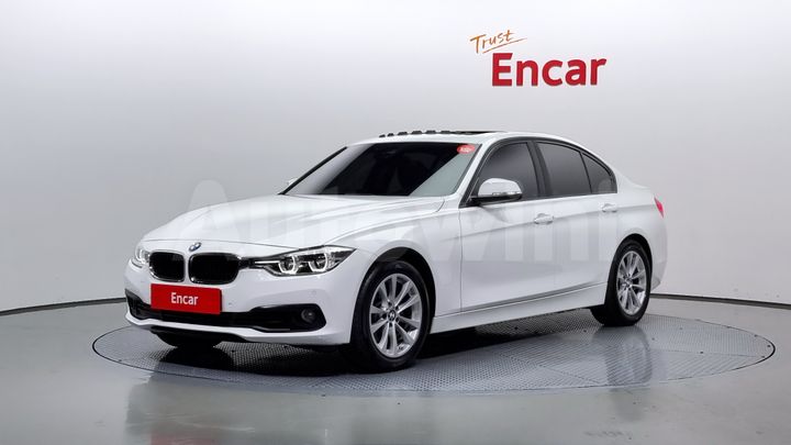 BMW 3 Series 2018 — 3