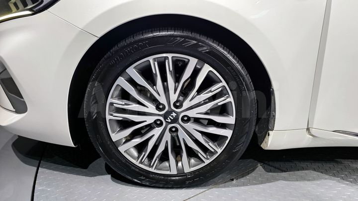 Kia K7 2020 — 5