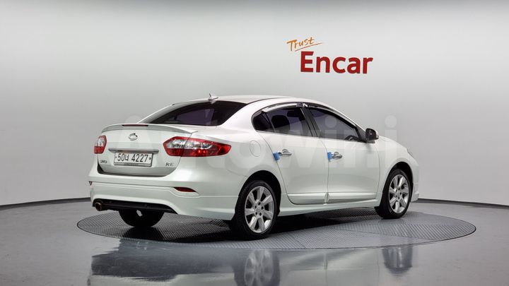 Renault SM3 2011 — 2