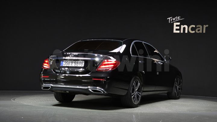 Mercedes Benz E Class 2020 — 2