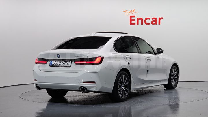 BMW 3 Series 2024 — 2