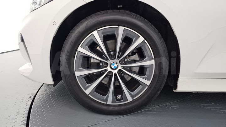 BMW 3 Series 2024 — 5
