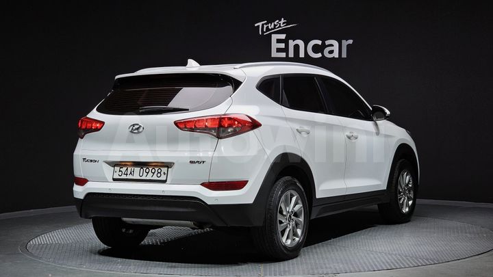 Hyundai Tucson 2016 — 2