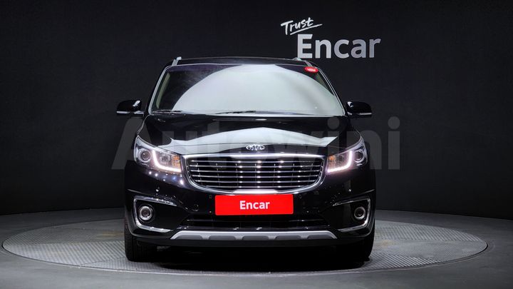 Kia Carnival 2015 — 3