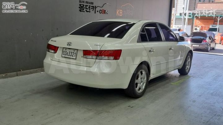 Hyundai Sonata 2006 — 2