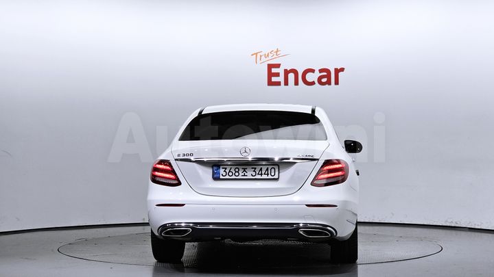 Mercedes-Benz E Class 2018 — 4