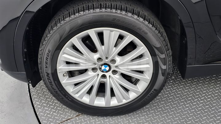 BMW X5 2017 — 5