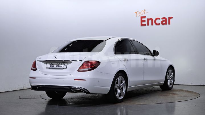 Mercedes Benz E Class 2018 — 2
