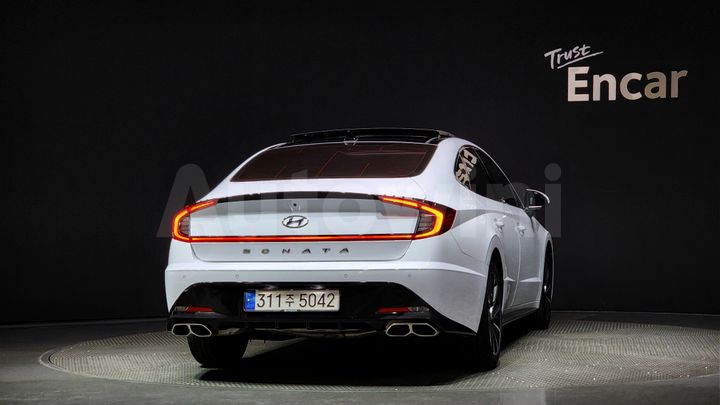 Hyundai Sonata 2023 — 4