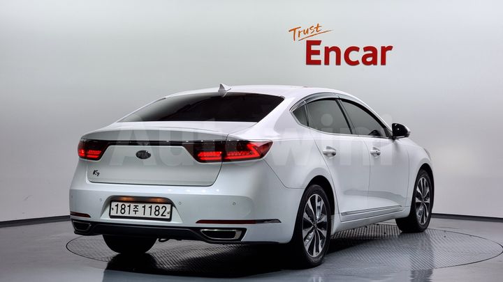 Kia K7 2018 — 2