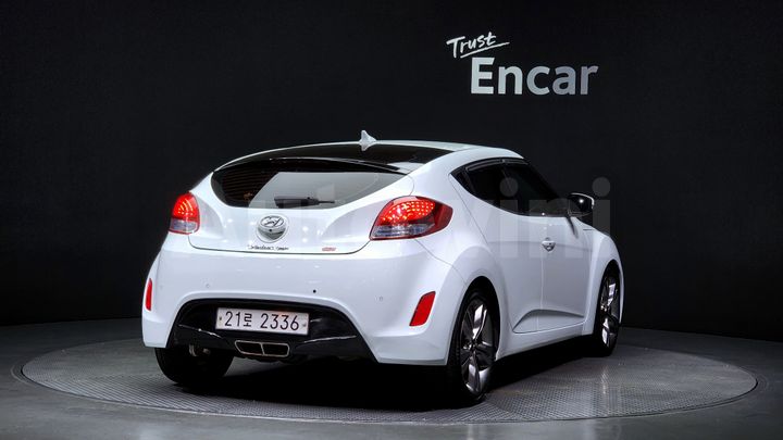 Hyundai Veloster 2012 — 2